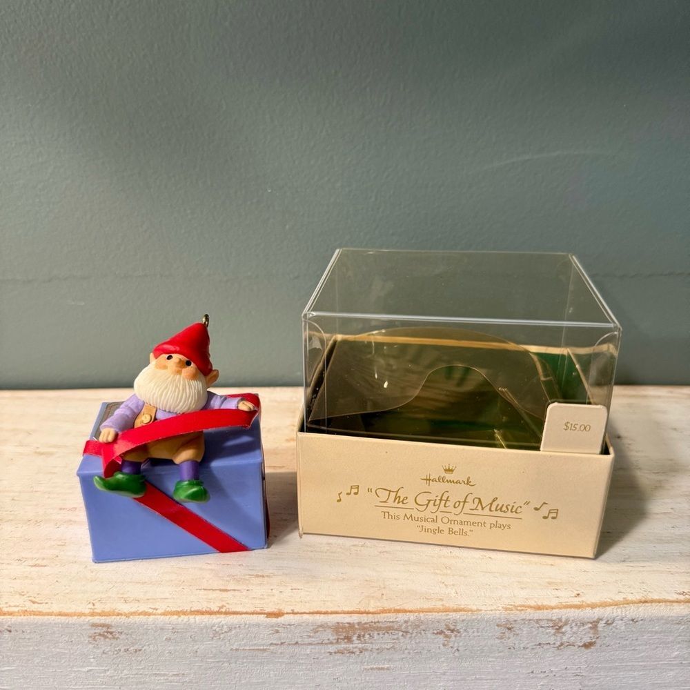 1984 Hallmark Gift of Music Vintage Christmas Ornament Music Box - Jingle Bells
